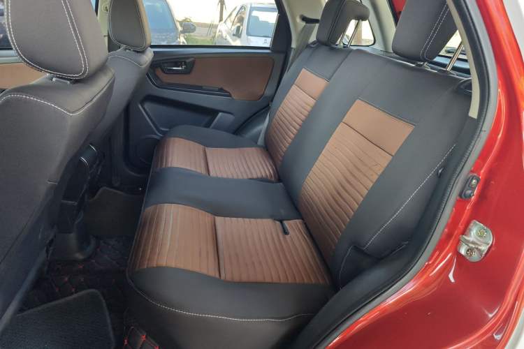 Used Suzuki SX4 2016 1.6L Automatic Classic Edition Interior 4
