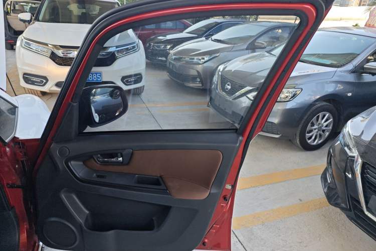 Used Suzuki SX4 2016 1.6L Automatic Classic Edition Interior 5