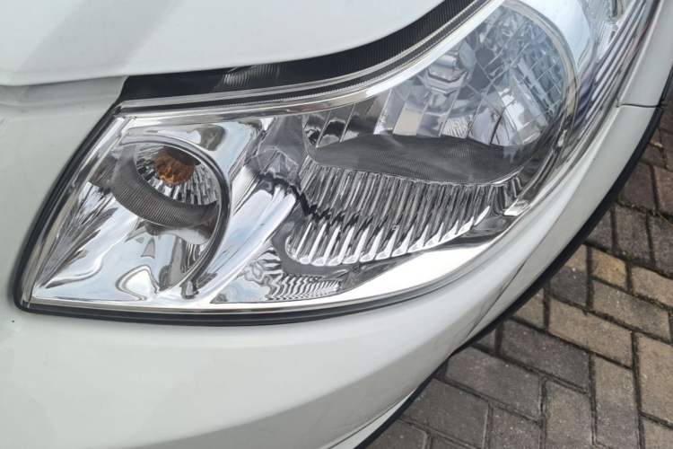Used Suzuki SX4 2016 1.6L Automatic Classic Edition Left Front Headlight