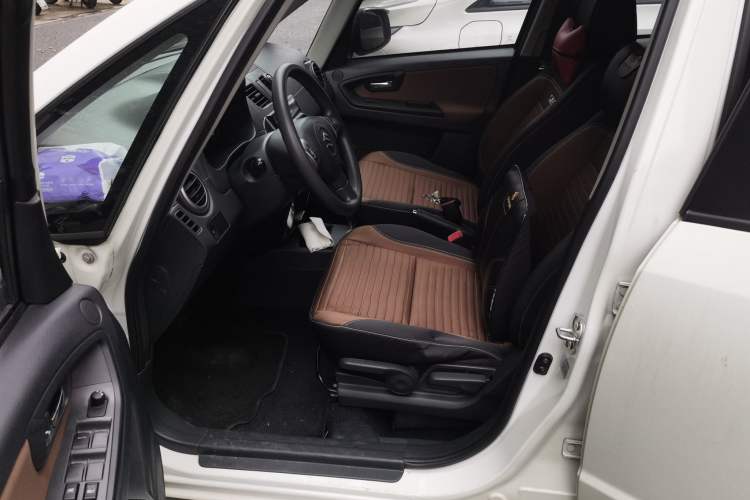Used Suzuki SX4 2016 1.6L Automatic Classic Edition Left Front Seat