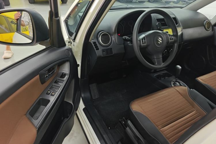 Used Suzuki SX4 2016 1.6L Automatic Classic Edition Left Front Seat