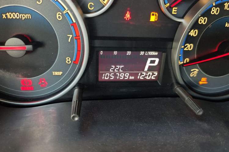 Used Suzuki SX4 2016 1.6L Automatic Classic Edition Odometer Close Up