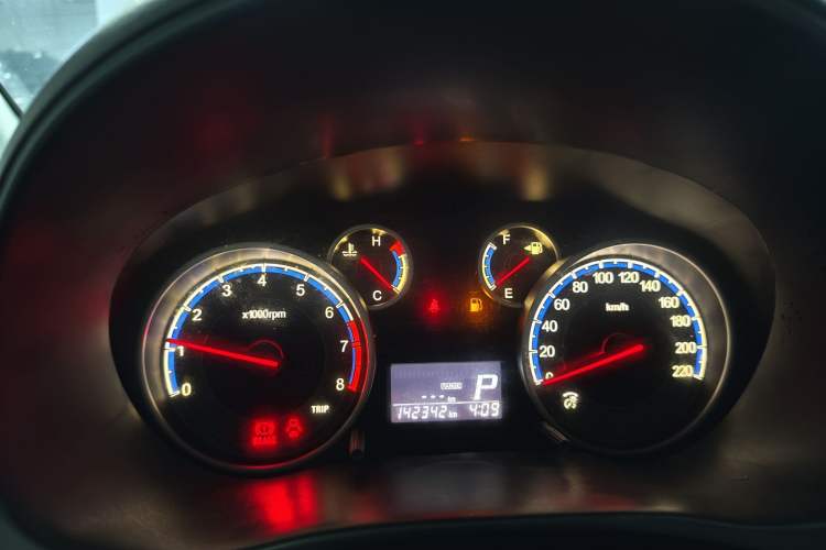 Used Suzuki SX4 2016 1.6L Automatic Classic Edition Odometer Close Up