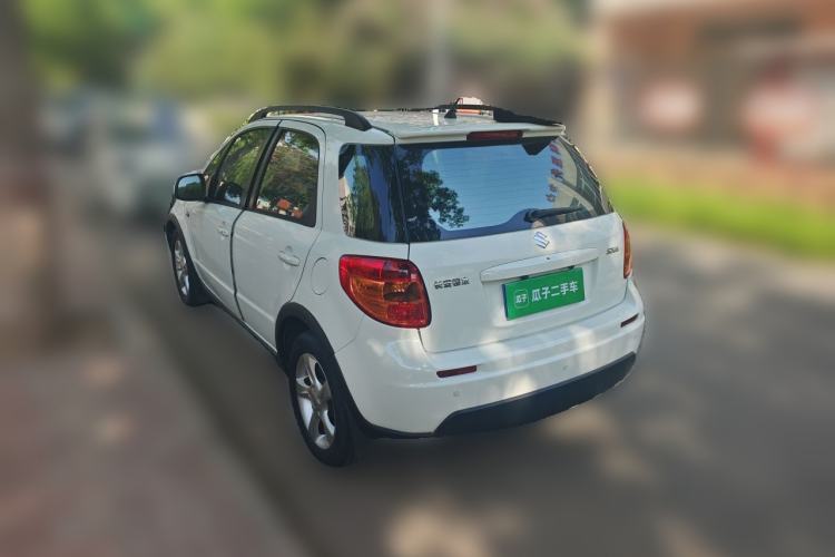 Used Suzuki SX4 2016 1.6L Automatic Classic Edition Rear Left 45 Deg