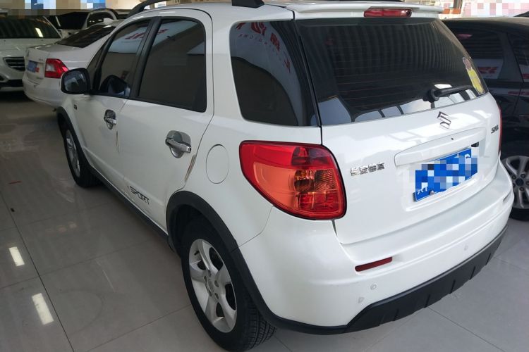 Used Suzuki SX4 2016 1.6L Automatic Classic Edition Rear Left 45 Deg