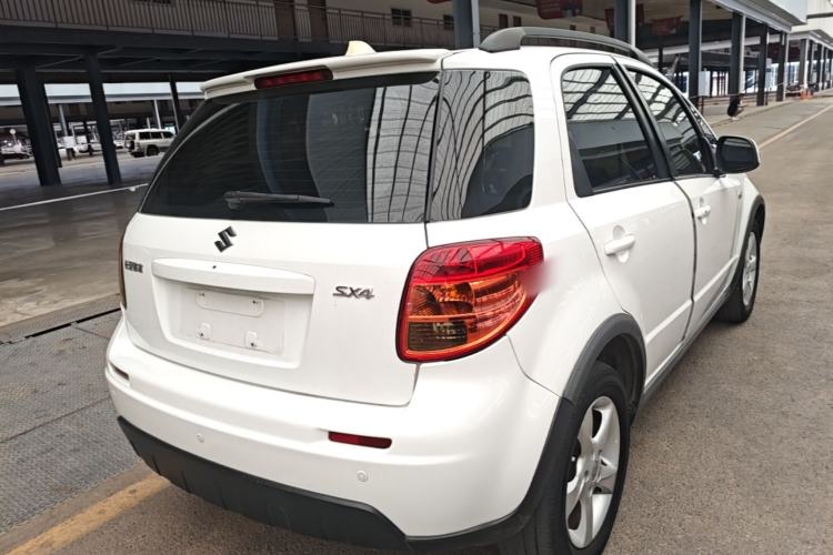 Used Suzuki SX4 2016 1.6L Manual Classic Edition Rear Right 45 Deg