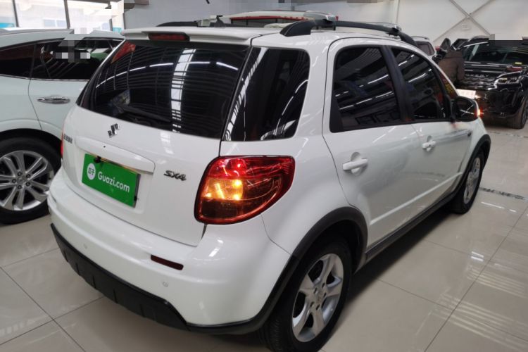 Used Suzuki SX4 2016 1.6L Automatic Classic Edition Rear Right 45 Deg