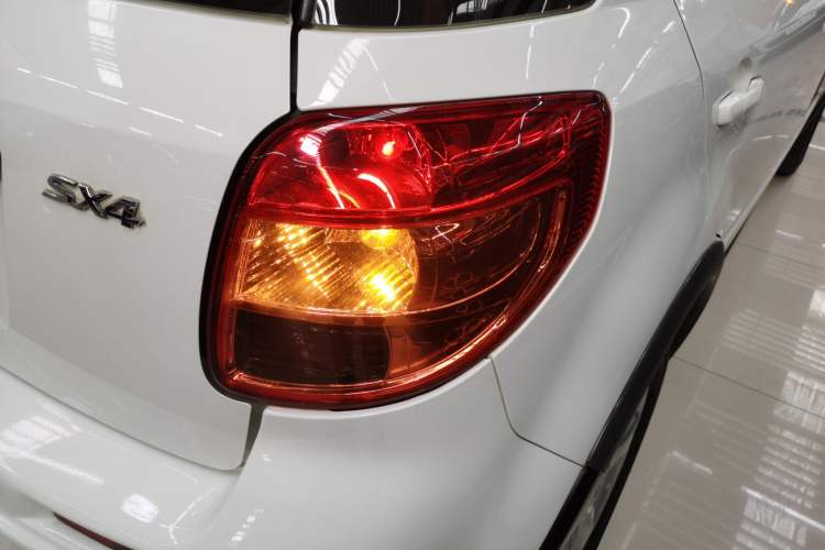 Used Suzuki SX4 2016 1.6L Automatic Classic Edition Right Rear Taillight