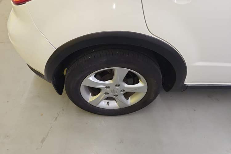 Used Suzuki SX4 2016 1.6L Automatic Classic Edition Right Rear Wheel Hub