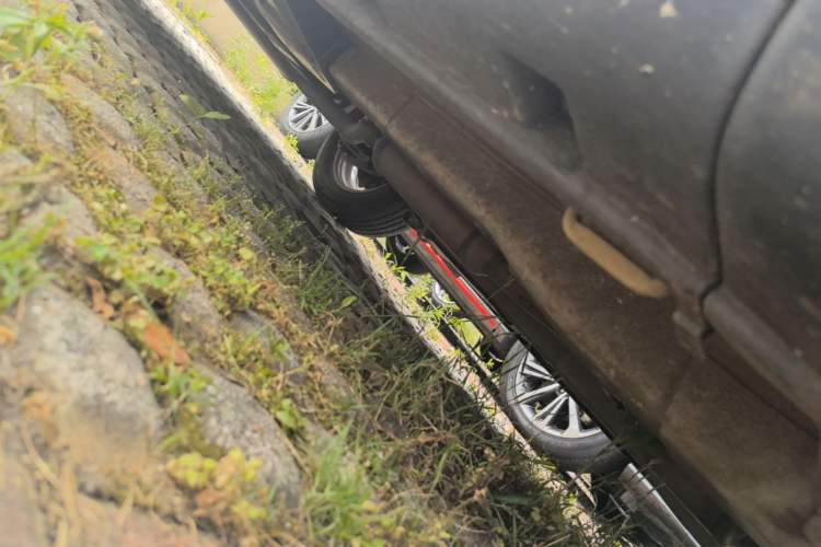 Used Suzuki SX4 2016 1.6L Automatic Classic Edition Right Side Sill