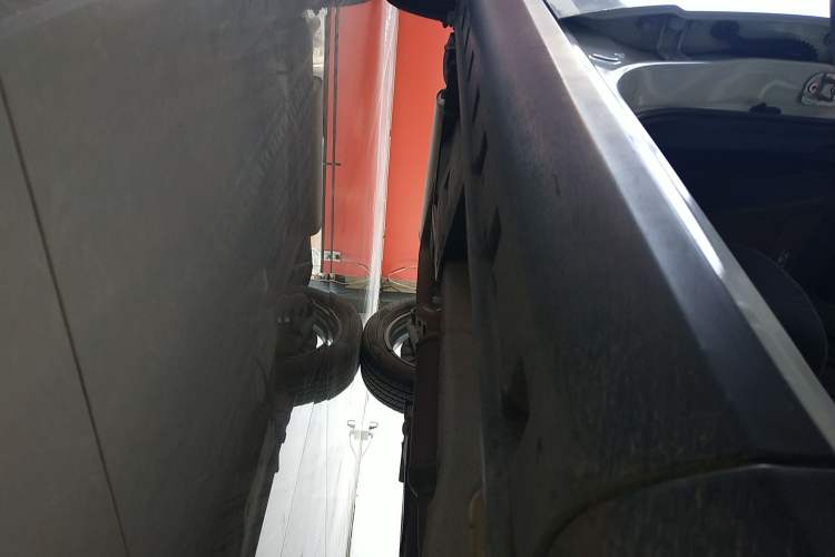 Used Suzuki SX4 2016 1.6L Automatic Classic Edition Right Side Sill