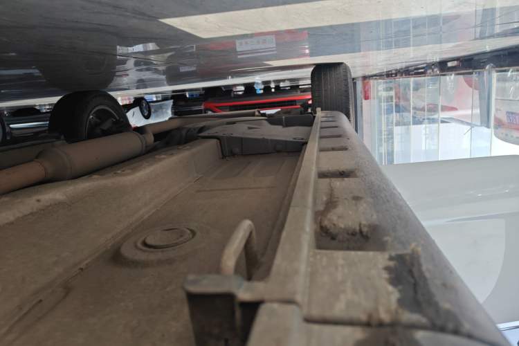 Used Suzuki SX4 2016 1.6L Manual Classic Edition Right Side Sill