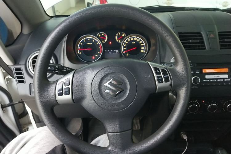 Used Suzuki SX4 2016 1.6L Automatic Classic Edition Steering Wheel