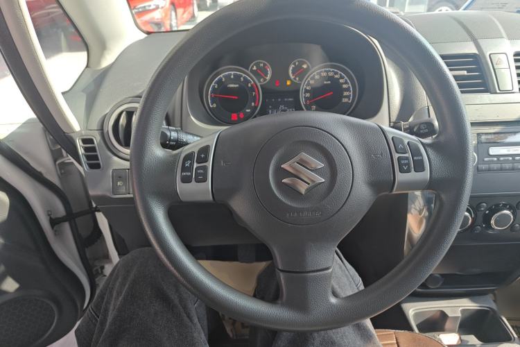 Used Suzuki SX4 2016 1.6L Manual Classic Edition Steering Wheel