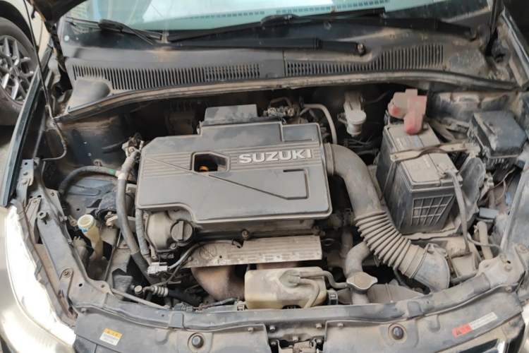 Used Suzuki SX4 S-Cross 2011 1.6L Manual Comfort Version Engine Bay