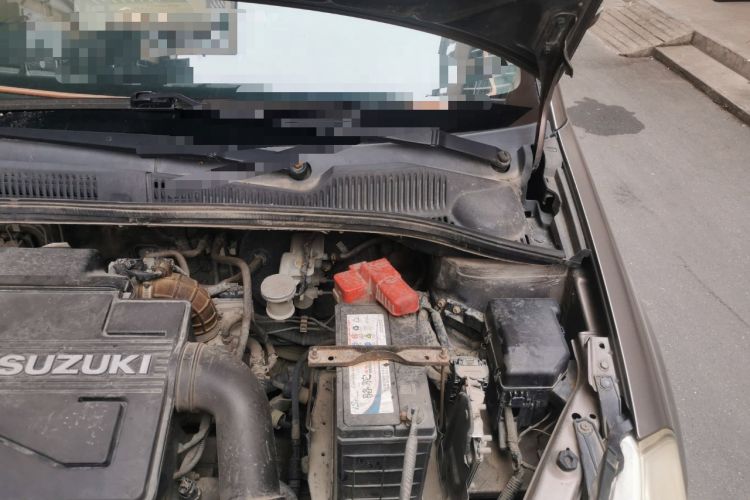 Used Suzuki SX4 S-Cross 2011 1.6L Manual Comfort Version Engine Bay Left