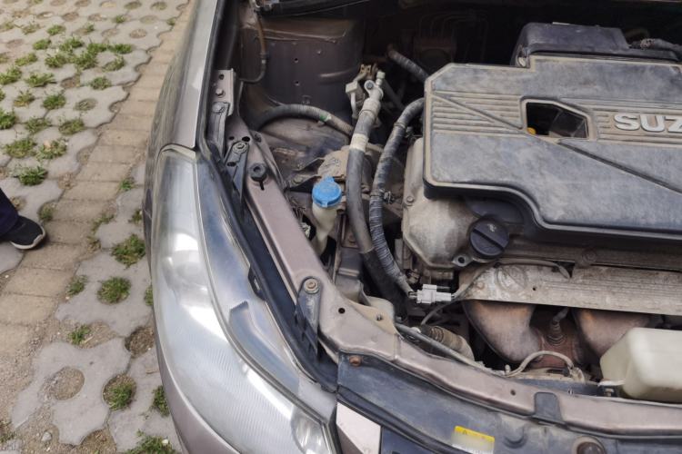 Used Suzuki SX4 S-Cross 2011 1.6L Automatic Luxury Version Engine Bay Right