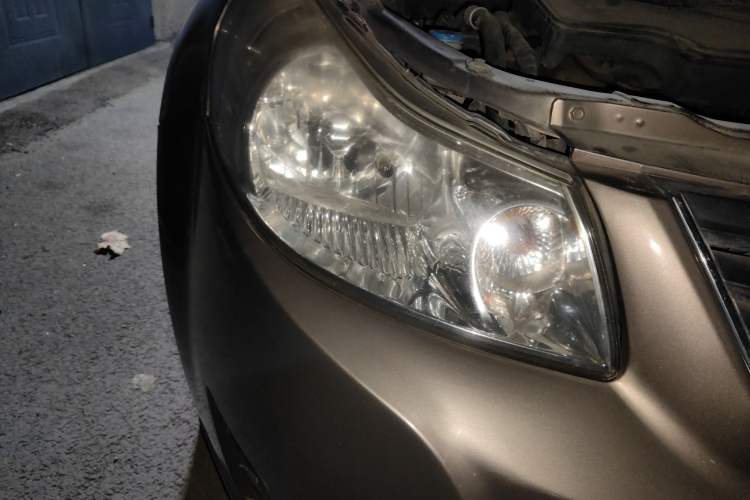 Used Suzuki SX4 S-Cross 2011 1.6L Automatic Comfort Edition Right Front Headlight