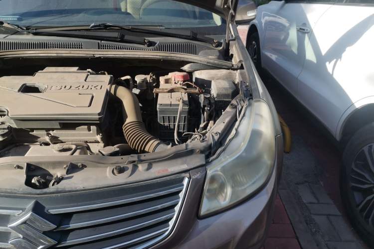 Used Suzuki SX4 S-Cross 2011 1.6L Manual Comfort Version Engine Bay Left