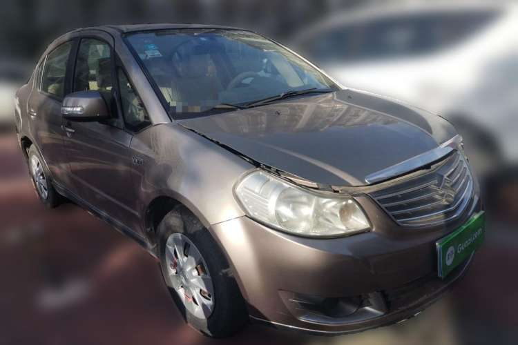 Used Suzuki SX4 S-Cross 2011 1.6L Manual Comfort Version Front Right 45 Deg