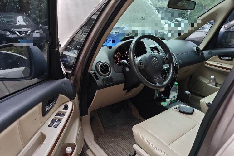 Used Suzuki SX4 S-Cross 2011 1.8L Automatic Luxury Model Driver Seat