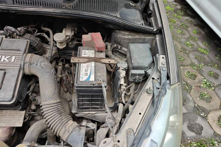 Used Suzuki SX4 S-Cross 2011 1.8L Automatic Luxury Model Engine Bay Left