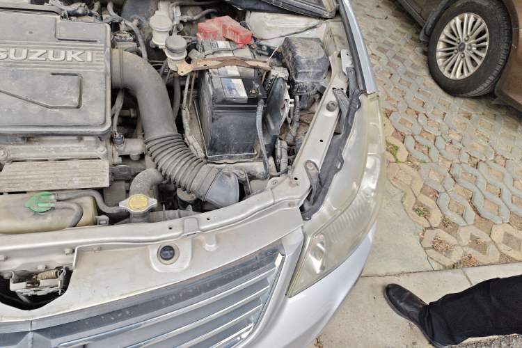 Used Suzuki SX4 S-Cross 2011 1.6L Manual Comfort Version Engine Bay Left