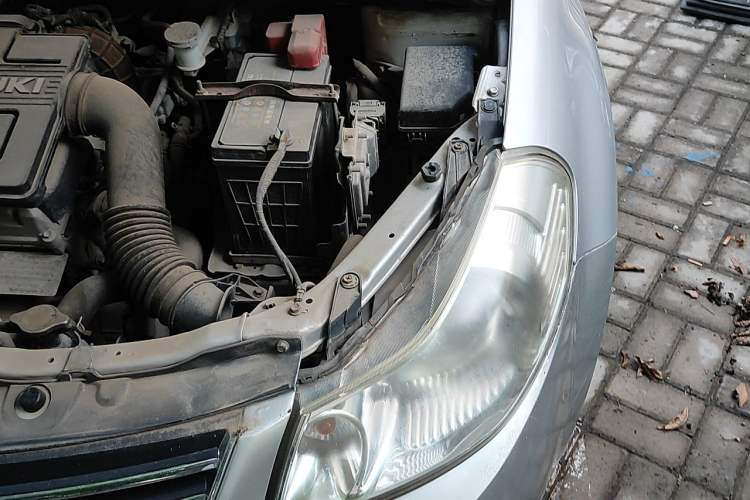 Used Suzuki SX4 S-Cross 2011 1.6L Manual Comfort Version Engine Bay Left