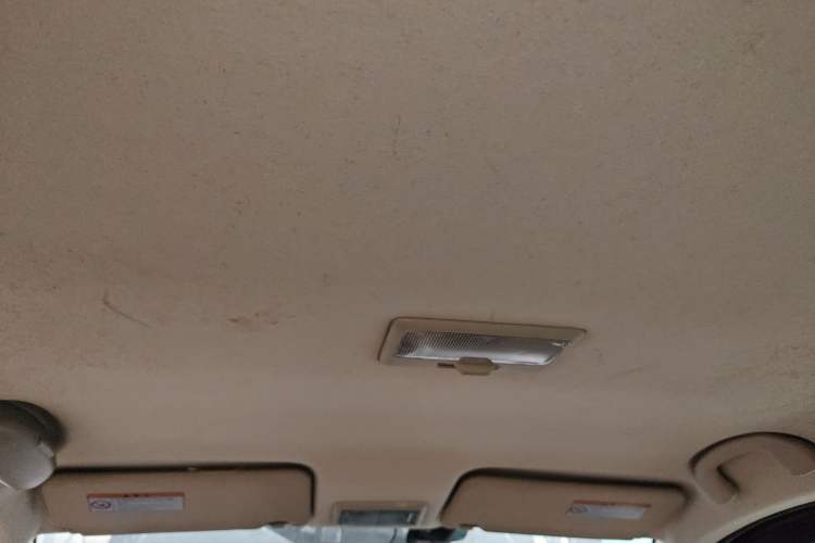Used Suzuki SX4 S-Cross 2011 1.6L Manual Comfort Version Headliner