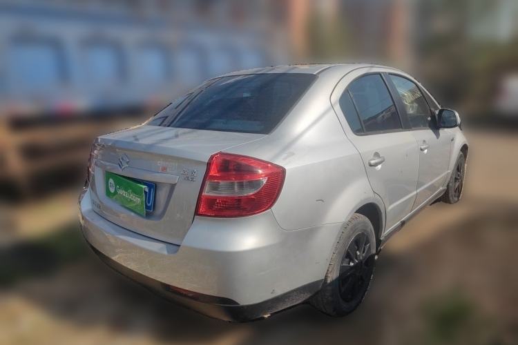 Used Suzuki SX4 S-Cross 2011 1.6L Manual Comfort Version Rear Right 45 Deg