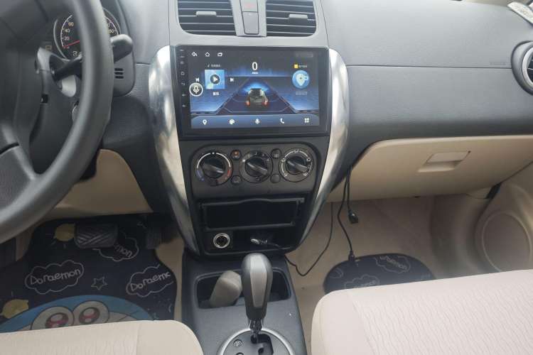 Used Suzuki SX4 S-Cross 2011 1.6L Automatic Comfort Edition Interior 6