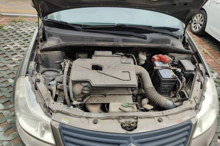 Used Suzuki SX4 S-Cross 2012 1.6L Manual Utility Version Engine Bay