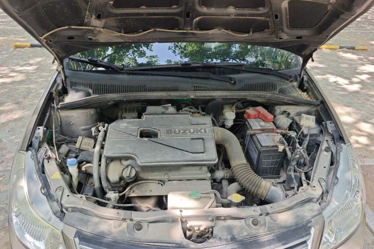 Used Suzuki SX4 S-Cross 2012 1.6L Manual - Practical Upgraded Version Engine Bay