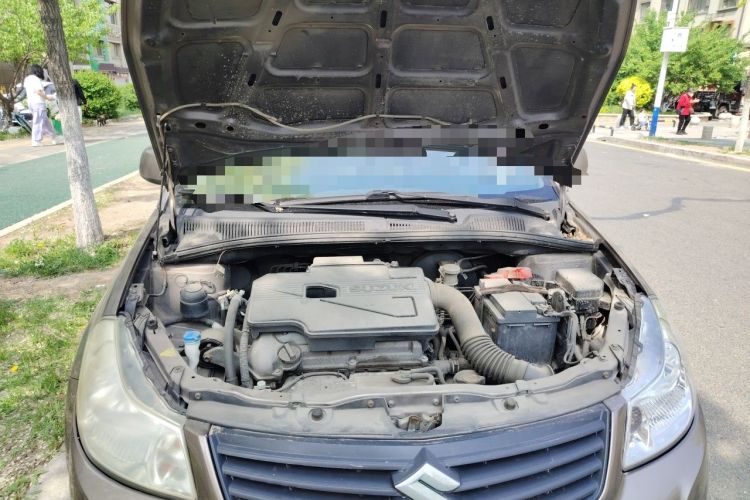 Used Suzuki SX4 S-Cross 2012 1.6L Manual - Practical Upgraded Version Engine Bay