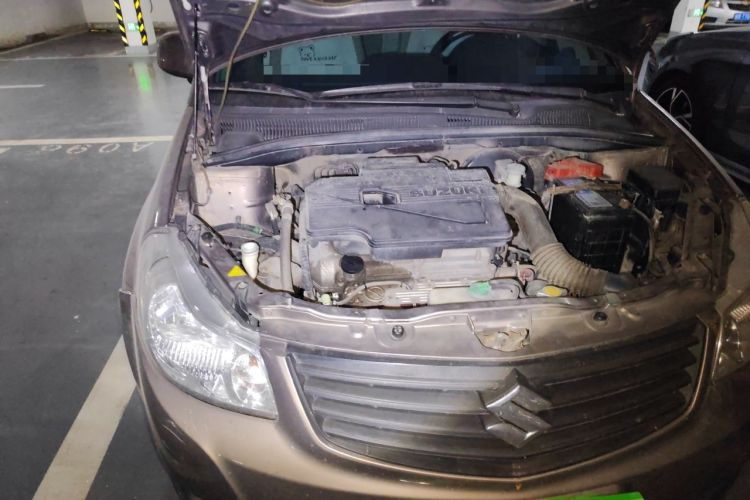 Used Suzuki SX4 S-Cross 2012 1.6L Automatic Practical Upgrade Edition Engine Bay Right