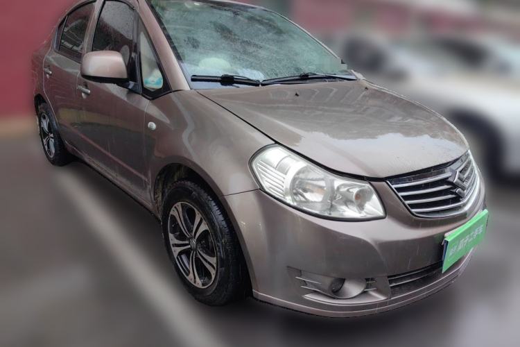 Used Suzuki SX4 S-Cross 2012 1.6L Manual - Practical Upgraded Version Front Right 45 Deg