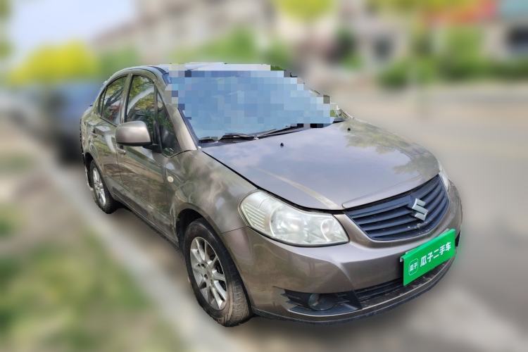 Used Suzuki SX4 S-Cross 2012 1.6L Manual - Practical Upgraded Version Front Right 45 Deg