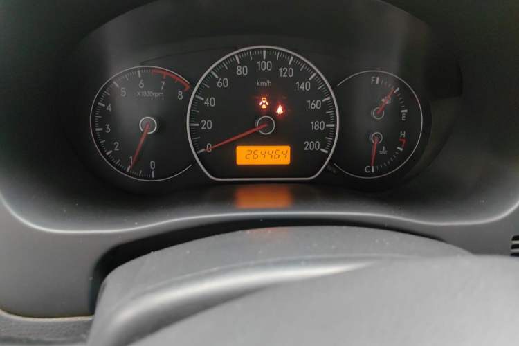 Used Suzuki SX4 S-Cross 2012 1.6L Manual - Practical Upgraded Version Odometer Close Up