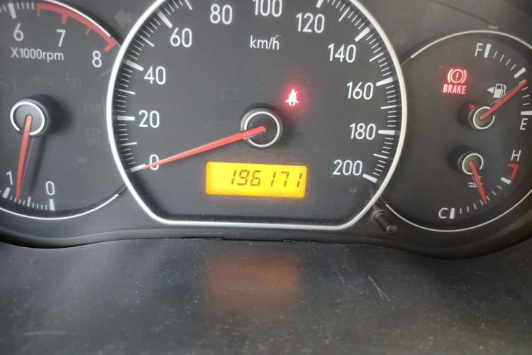 Used Suzuki SX4 S-Cross 2012 1.6L Manual - Practical Upgraded Version Odometer Close Up