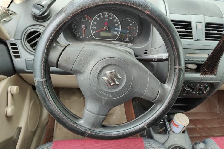 Used Suzuki SX4 S-Cross 2012 1.6L Manual Utility Version Steering Wheel