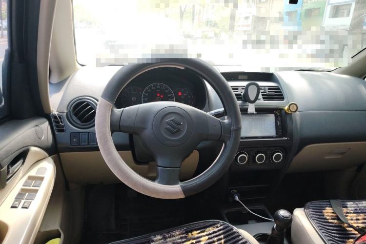 Used Suzuki SX4 S-Cross 2012 1.6L Manual - Practical Upgraded Version Steering Wheel