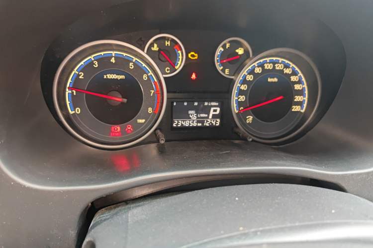 Used Suzuki SX4 S-Cross 2012 1.6L Automatic Comfort Edition Odometer Close Up
