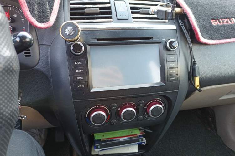 Used Suzuki SX4 S-Cross 2012 1.6L Manual - Practical Upgraded Version Audio And AC Panel