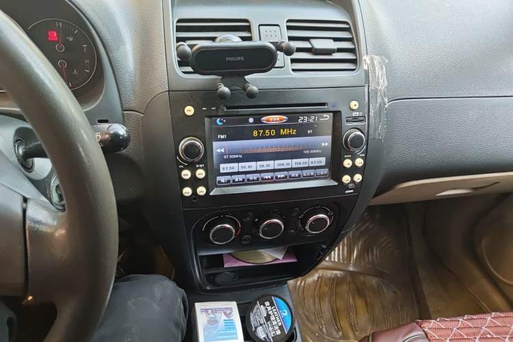 Used Suzuki SX4 S-Cross 2012 1.6L Manual - Practical Upgraded Version Audio And AC Panel