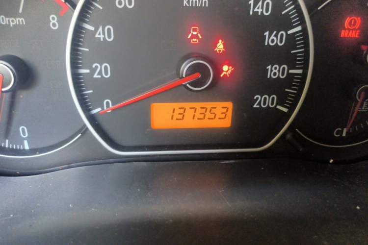 Used Suzuki SX4 S-Cross 2012 1.6L Manual - Practical Upgraded Version Odometer Close Up