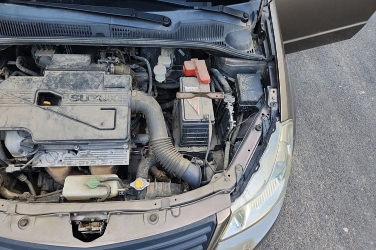 Used Suzuki SX4 S-Cross 2012 1.6L Automatic Practical Upgrade Edition Engine Bay Left