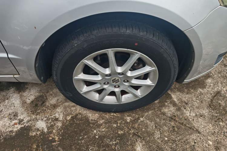 Used Suzuki SX4 S-Cross 2012 1.6L Automatic Practical Upgrade Edition Right Front Wheel Hub
