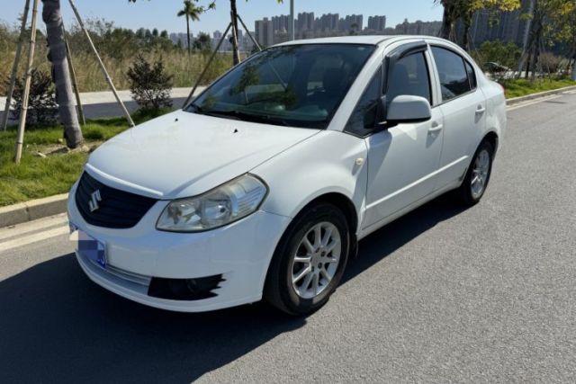 Suzuki SX4 S-Cross 2012 1.6L Automatic Practical Upgrade Edition مستعملة