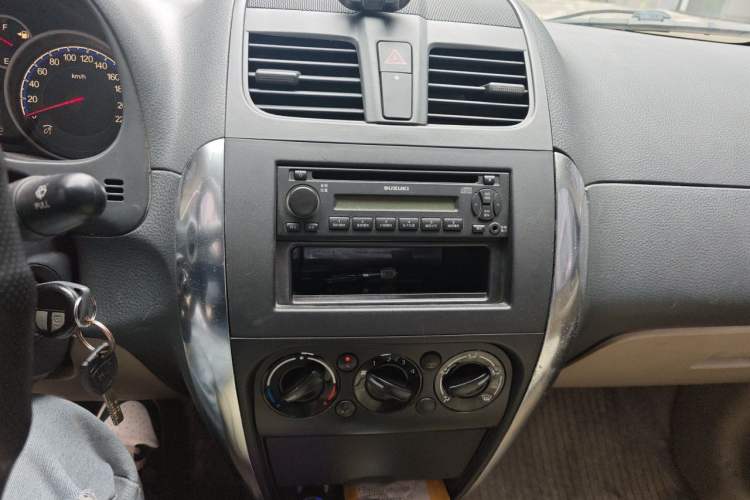 Used Suzuki SX4 S-Cross 2012 1.6L Manual Comfort Model Audio And AC Panel