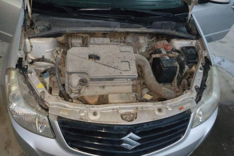 Used Suzuki SX4 S-Cross 2012 1.6L Manual - Practical Upgraded Version Engine Bay
